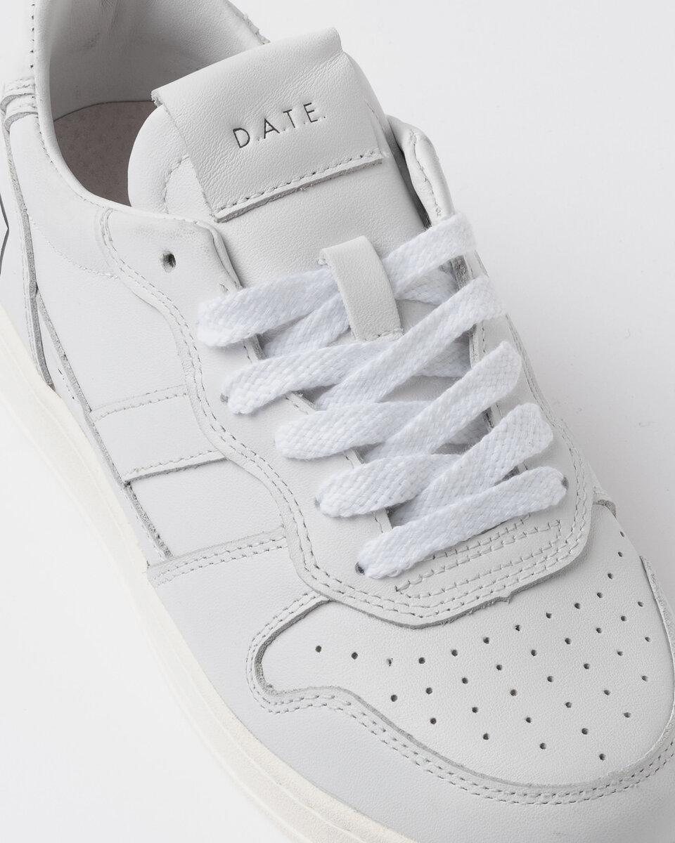 Court 2.0 BASIC WEISS
