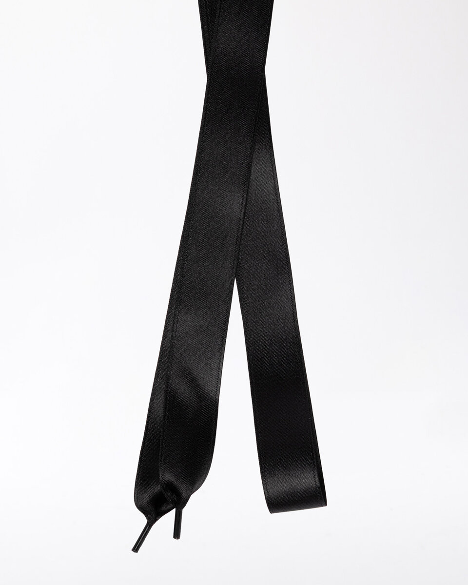 SPITZE AUS SATIN, FARBE SCHWARZ